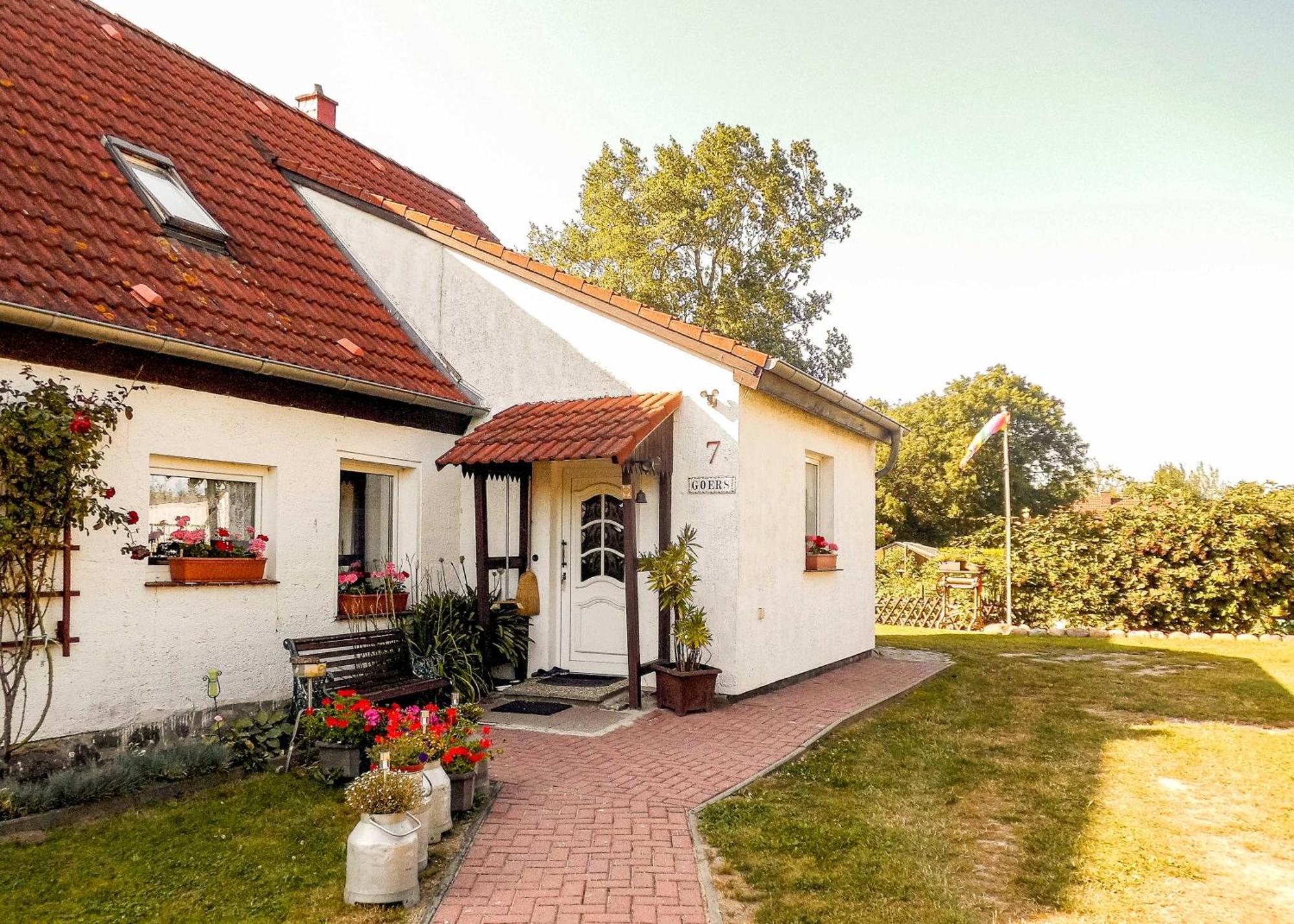 Bungalow Und Ferienwohnung Auf Ruegen Kluis Extérieur photo